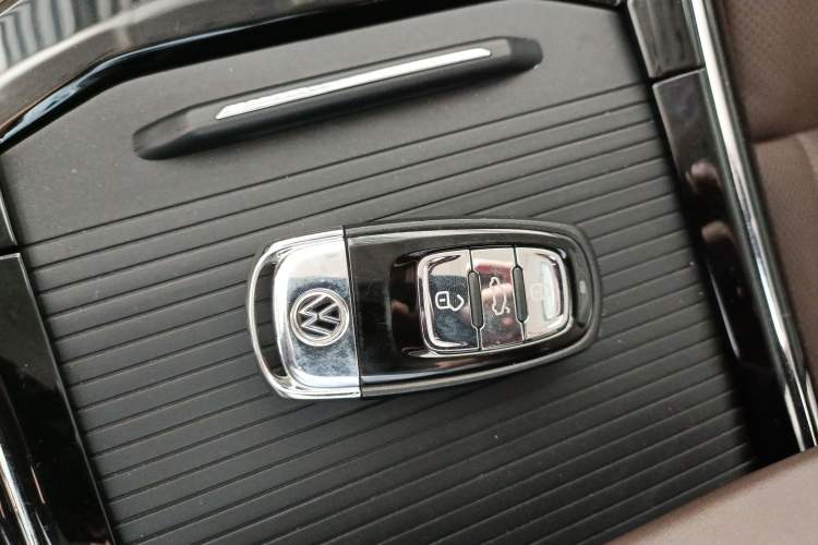 Used Volkswagen Phideon 2021 380TSI Prestige Edition Vehicle Key