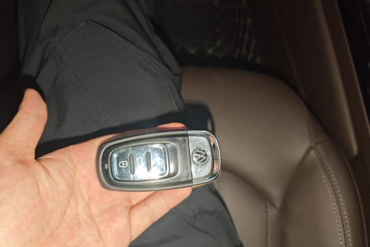 Used Volkswagen Phideon 2021 380TSI Luxury Edition Vehicle Key