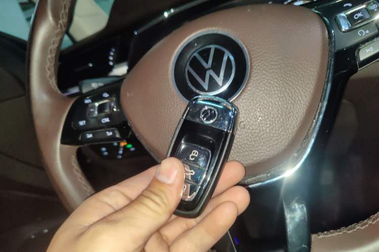 Used Volkswagen Phideon 2021 380TSI Luxury Edition Vehicle Key
