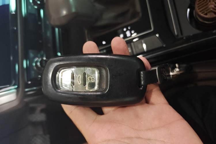 Used Volkswagen Phideon 2021 380TSI Luxury Edition Vehicle Key