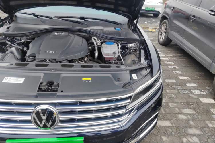 Used Volkswagen Phideon 2021 380TSI Prestige Edition Engine Bay Left