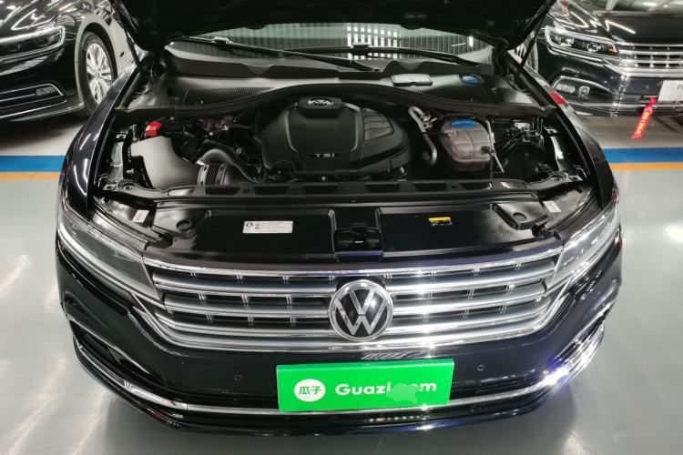 Used Volkswagen Phideon 2021 380TSI Prestige Edition Engine Bay
