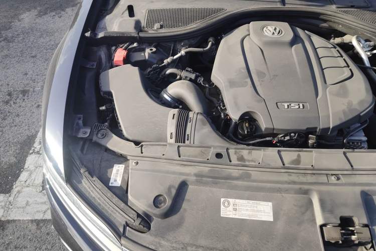 Used Volkswagen Phideon 2021 380TSI Prestige Edition Engine Bay Right