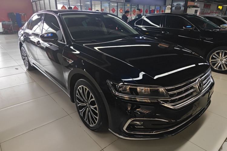 Used Volkswagen Phideon 2021 380TSI Luxury Edition Exterior 1