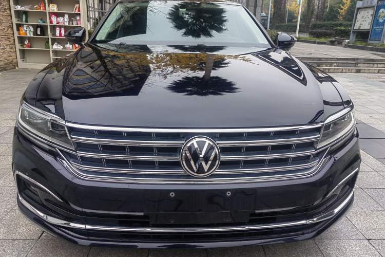 Used Volkswagen Phideon 2021 380TSI Luxury Edition Exterior 3
