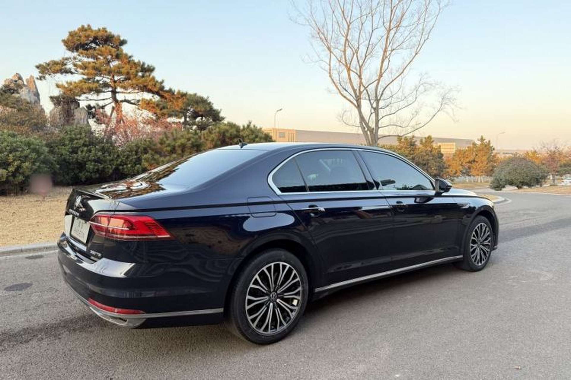 Used Volkswagen Phideon 2021 380TSI Luxury Edition Exterior 3