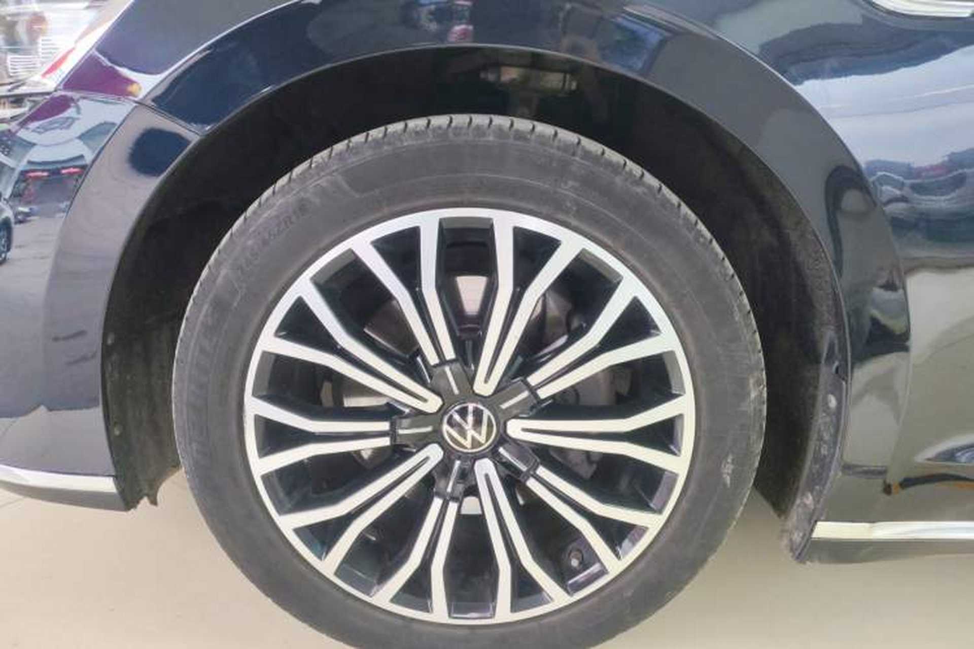 Used Volkswagen Phideon 2021 380TSI Luxury Edition Exterior 4