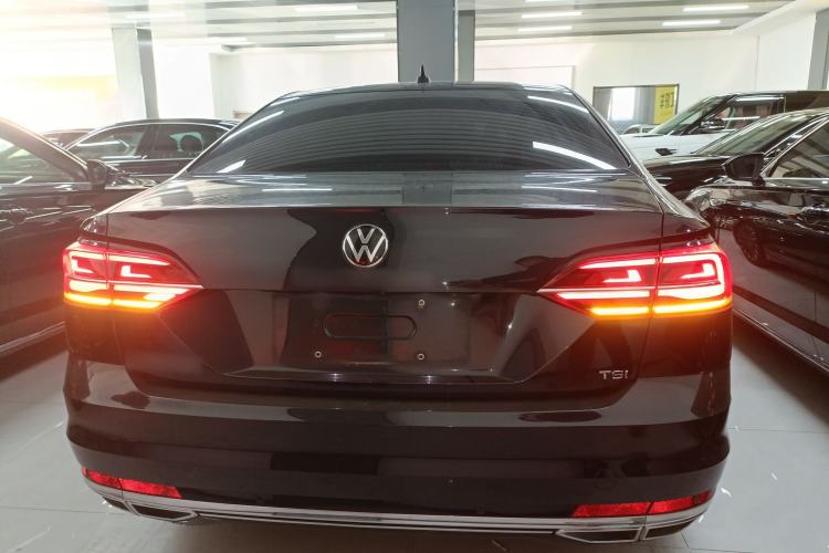 Used Volkswagen Phideon 2021 380TSI Prestige Edition Exterior 4