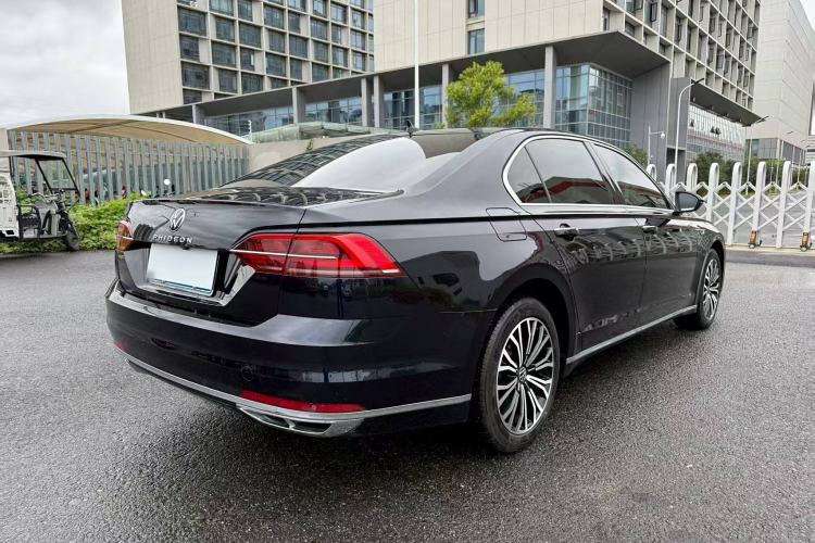 Used Volkswagen Phideon 2021 380TSI Luxury Edition Exterior 5