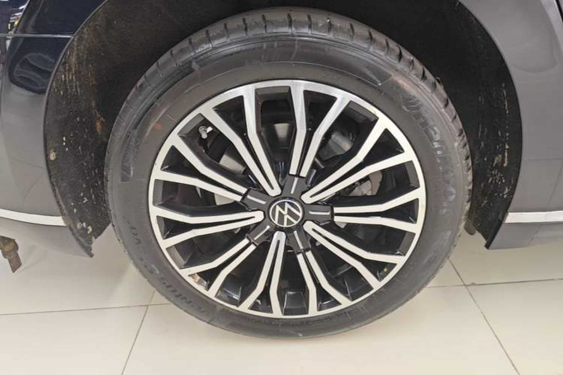 Used Volkswagen Phideon 2021 380TSI Luxury Edition Exterior 5