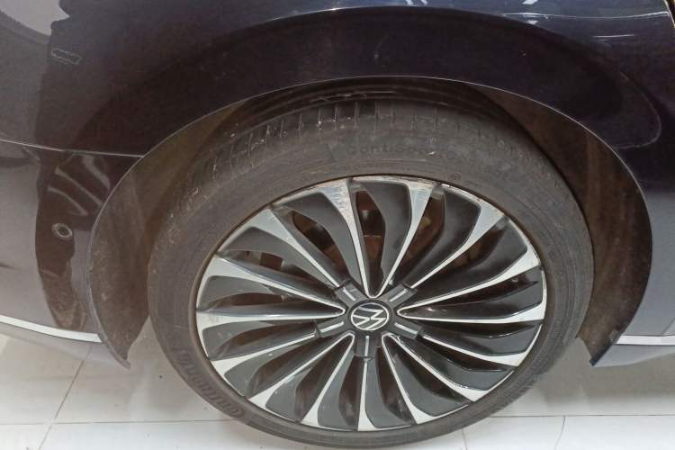 Used Volkswagen Phideon 2021 380TSI Prestige Edition Exterior 8