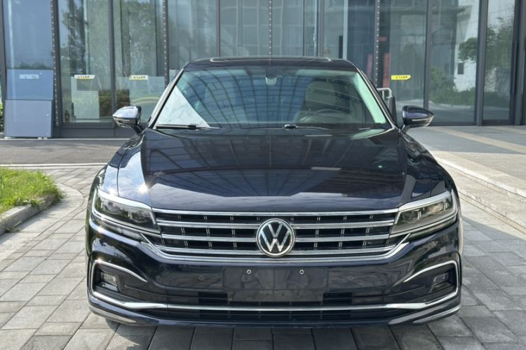Used Volkswagen Phideon 2021 380TSI Luxury Edition Exterior 9