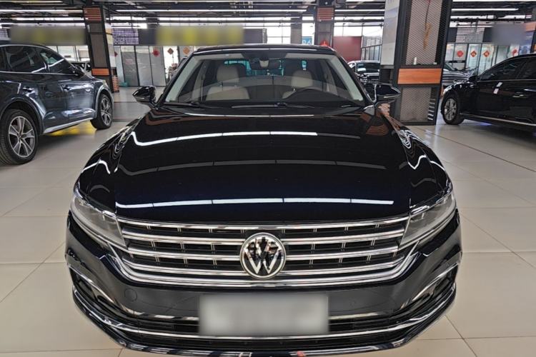 Used Volkswagen Phideon 2021 380TSI Luxury Edition Front
