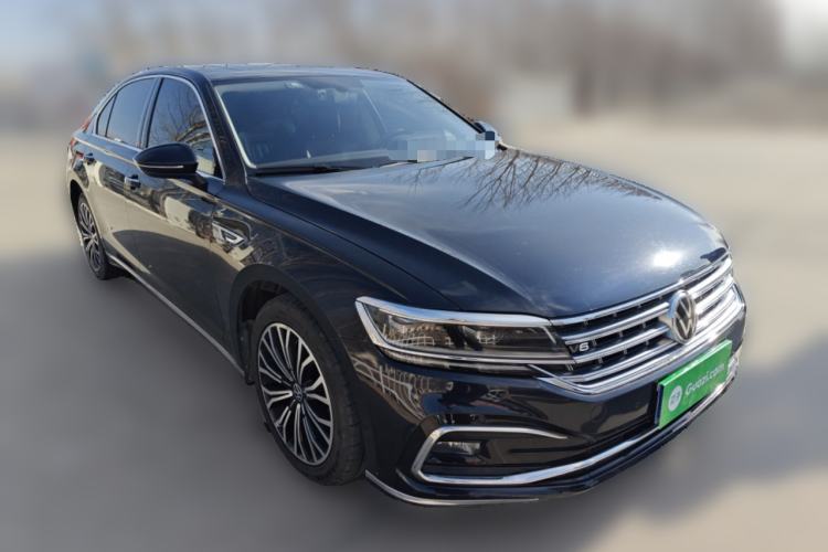 Used Volkswagen Phideon 2021 380TSI Luxury Edition Front Right 45 Deg