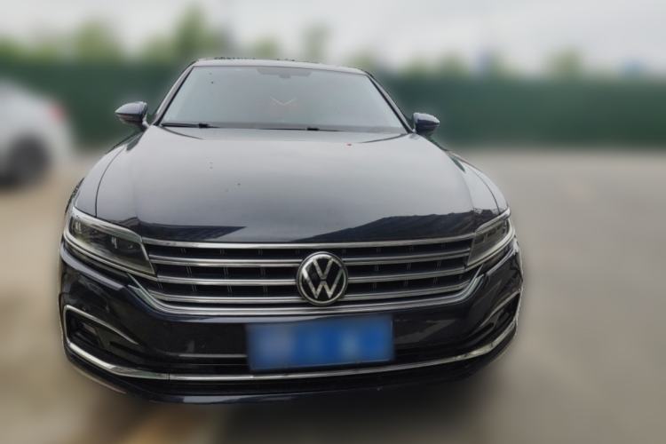 Used Volkswagen Phideon 2021 380TSI Luxury Edition Front