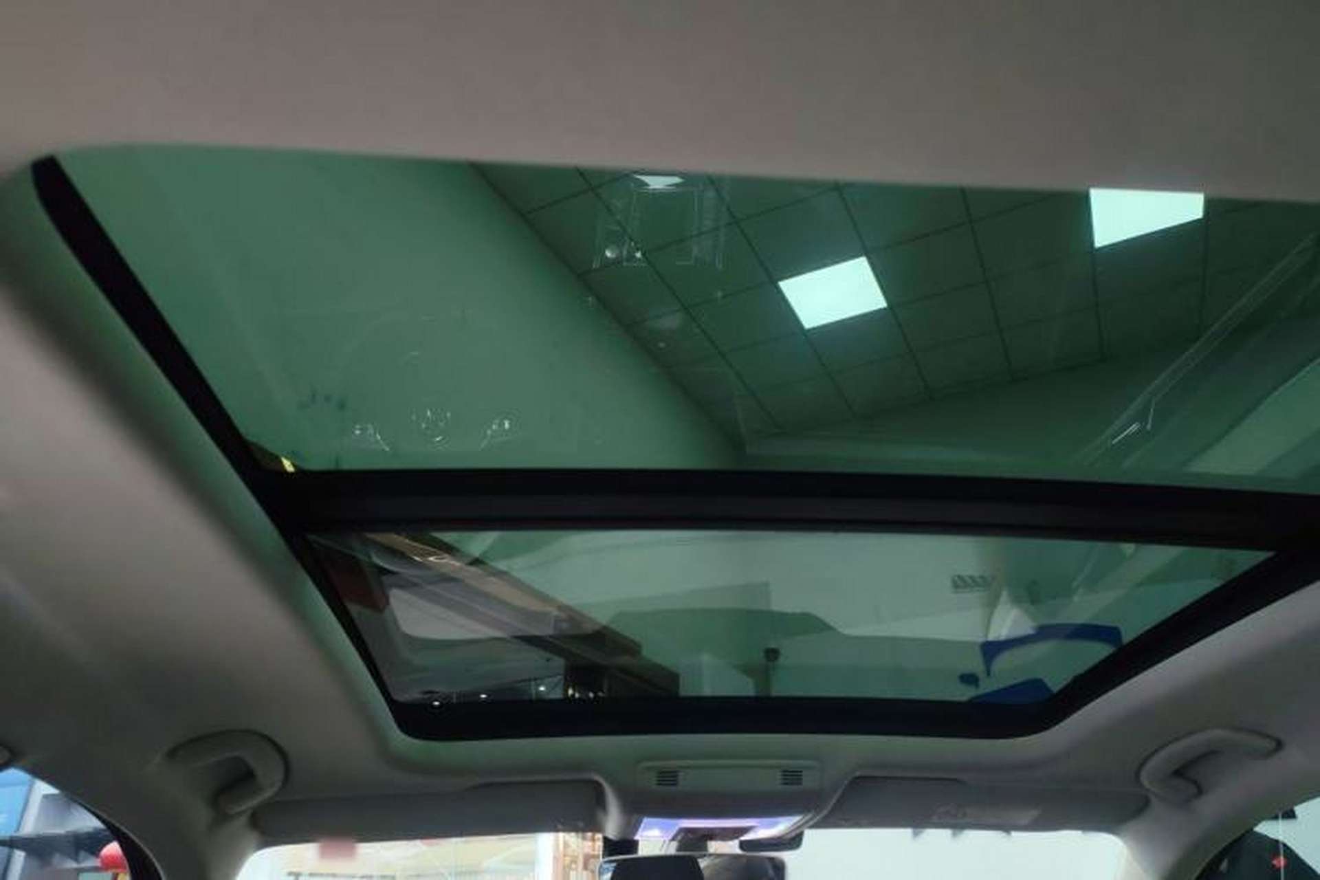 Used Volkswagen Phideon 2021 380TSI Luxury Edition Headliner
