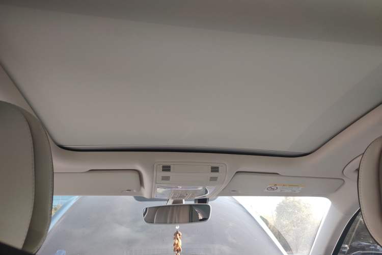 Used Volkswagen Phideon 2021 380TSI Prestige Edition Headliner