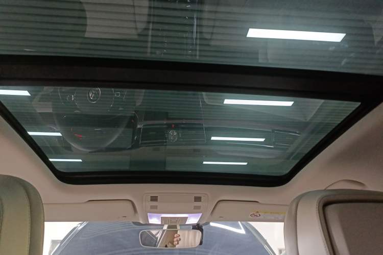 Used Volkswagen Phideon 2021 380TSI Prestige Edition Headliner