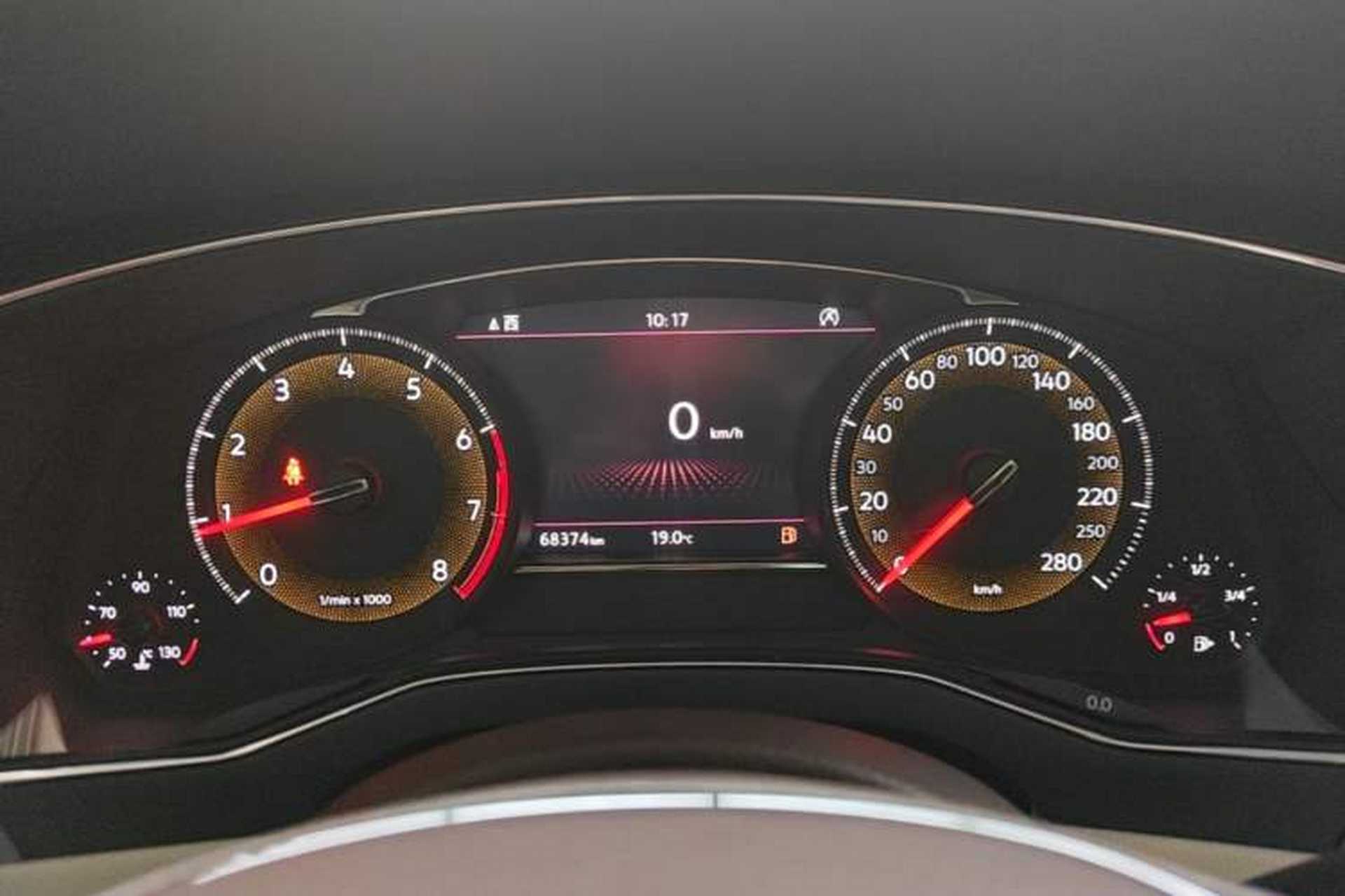 Used Volkswagen Phideon 2021 380TSI Luxury Edition Instrument Cluster