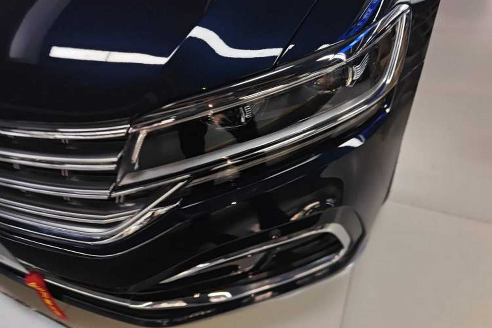 Used Volkswagen Phideon 2021 380TSI Luxury Edition Left Front Headlight