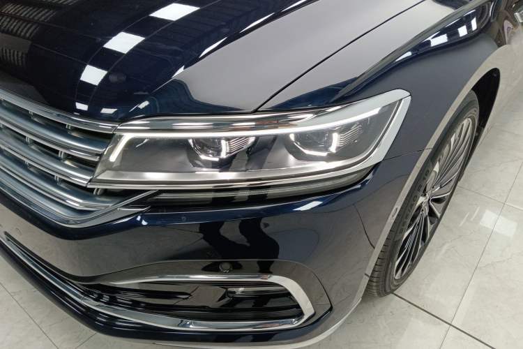 Used Volkswagen Phideon 2021 380TSI Prestige Edition Left Front Headlight
