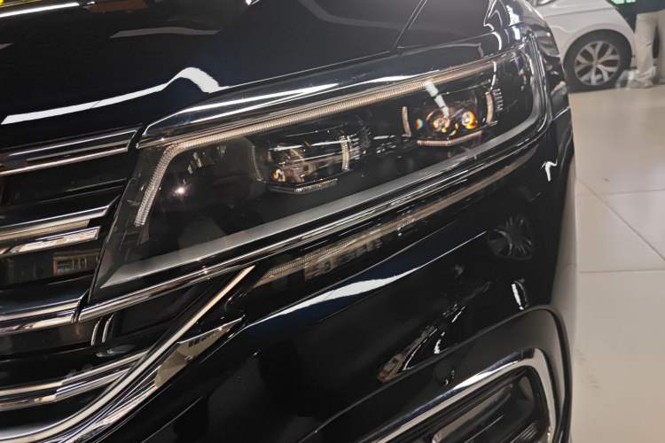 Used Volkswagen Phideon 2021 380TSI Luxury Edition Left Front Headlight