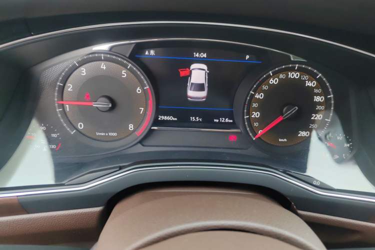 Used Volkswagen Phideon 2021 380TSI Prestige Edition Odometer Close Up