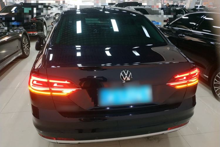 Used Volkswagen Phideon 2021 380TSI Prestige Edition Rear