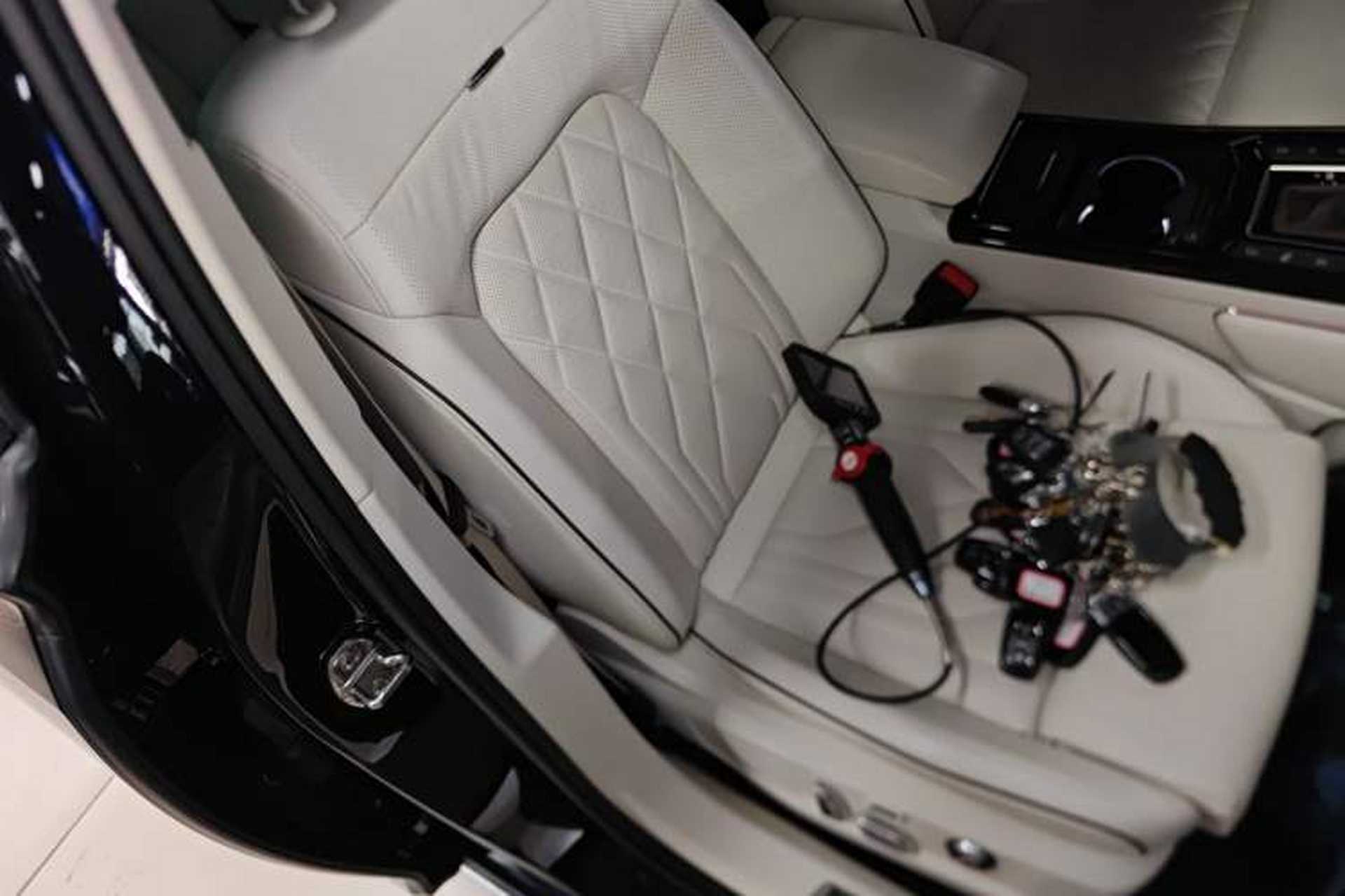Used Volkswagen Phideon 2021 380TSI Prestige Edition Right Front Seat