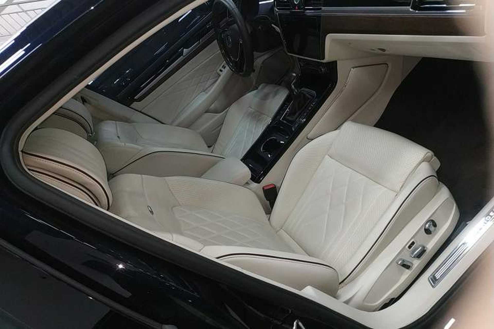 Used Volkswagen Phideon 2021 380TSI Prestige Edition Right Front Seat