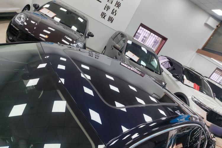 Used Volkswagen Phideon 2021 380TSI Luxury Edition Roof