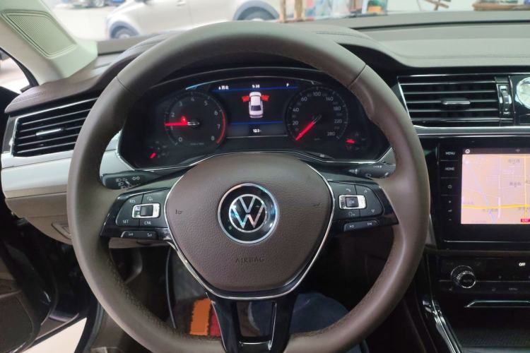 Used Volkswagen Phideon 2021 380TSI Luxury Edition Steering Wheel