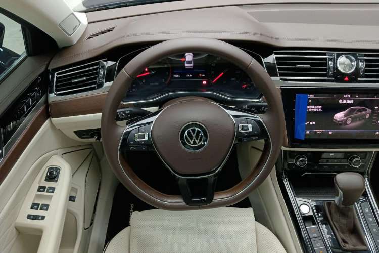 Used Volkswagen Phideon 2021 380TSI Prestige Edition Steering Wheel