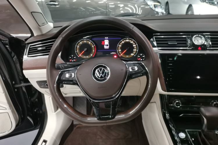 Used Volkswagen Phideon 2021 380TSI Prestige Edition Steering Wheel