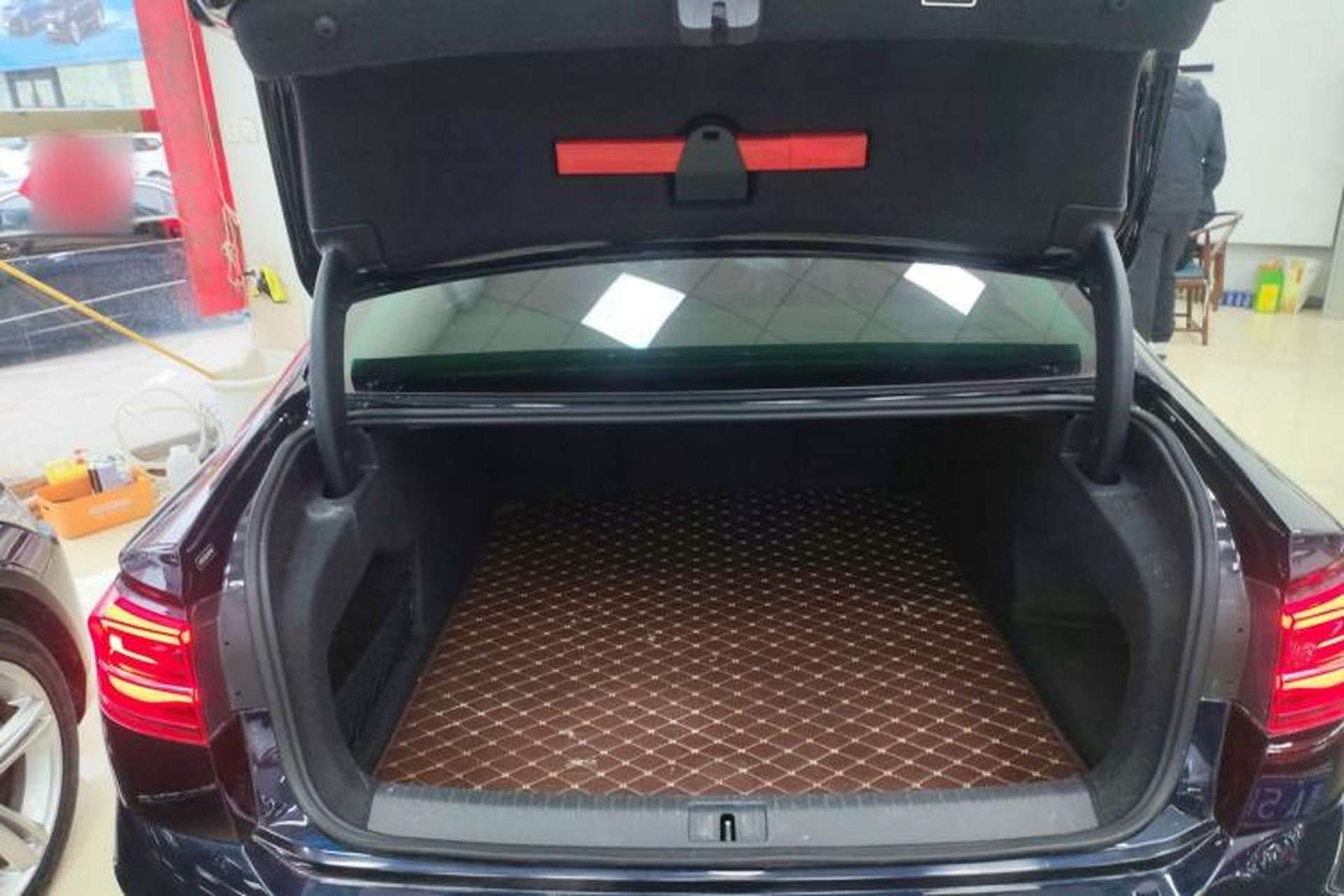 Used Volkswagen Phideon 2021 380TSI Luxury Edition Trunk