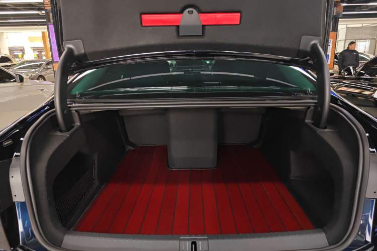 Used Volkswagen Phideon 2021 380TSI Prestige Edition Trunk