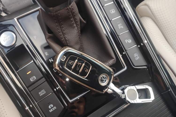 Used Volkswagen Phideon 2021 380TSI Prestige Edition Vehicle Key