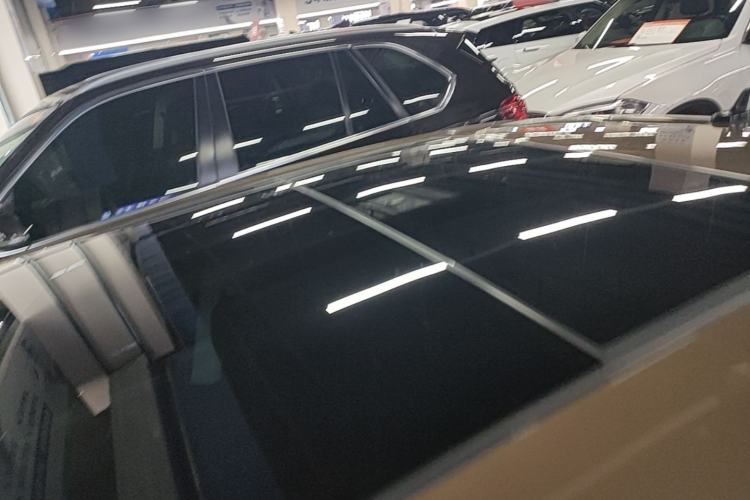 Used Volkswagen Phideon 2021 380TSI Luxury Edition Roof