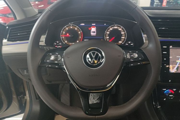 Used Volkswagen Phideon 2021 380TSI Luxury Edition Steering Wheel