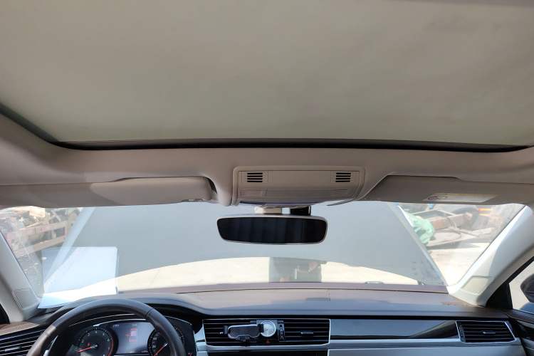 Used Volkswagen Phideon 2021 380TSI Luxury Edition Headliner