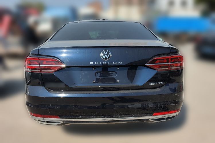 Used Volkswagen Phideon 2021 380TSI Luxury Edition Rear