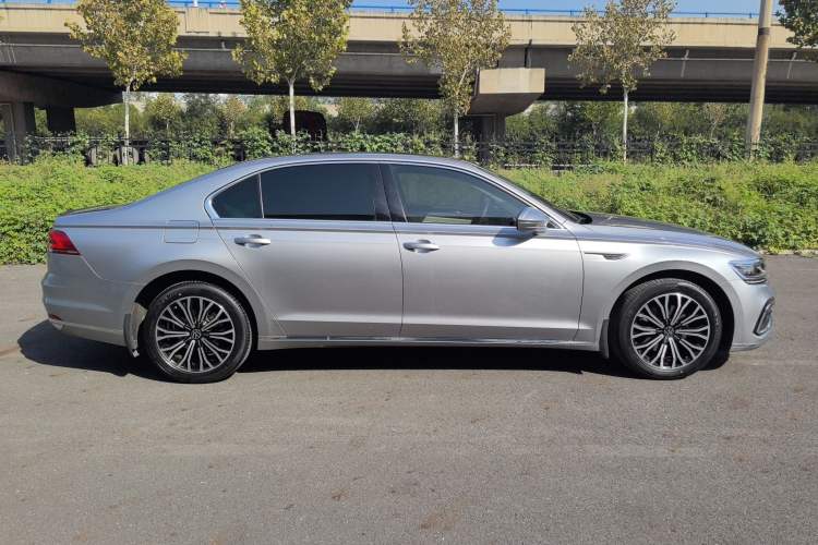 Used Volkswagen Phideon 2021 380TSI Luxury Edition Exterior 2