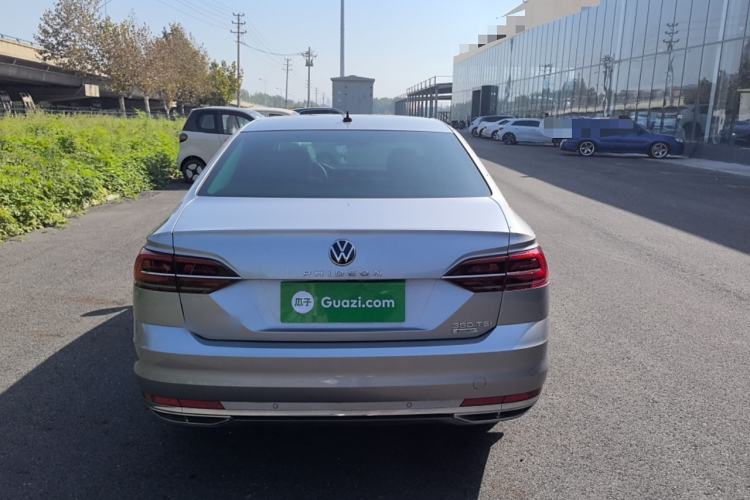 Used Volkswagen Phideon 2021 380TSI Luxury Edition Exterior 5