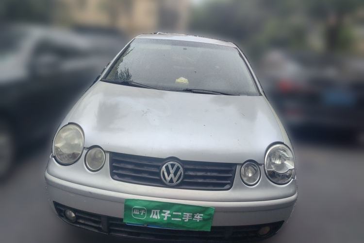 Used Volkswagen Polo 2004 Sedan 1.4L Manual Comfort Model Front