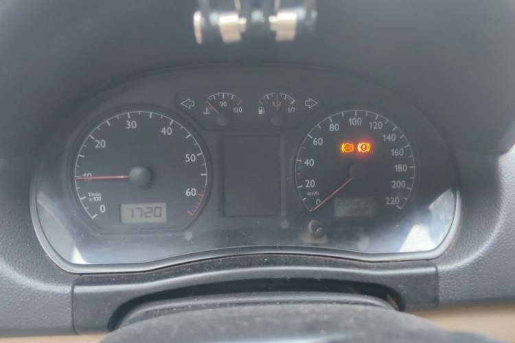 Used Volkswagen Polo 2004 Sedan 1.4L Manual Comfort Model Instrument Cluster