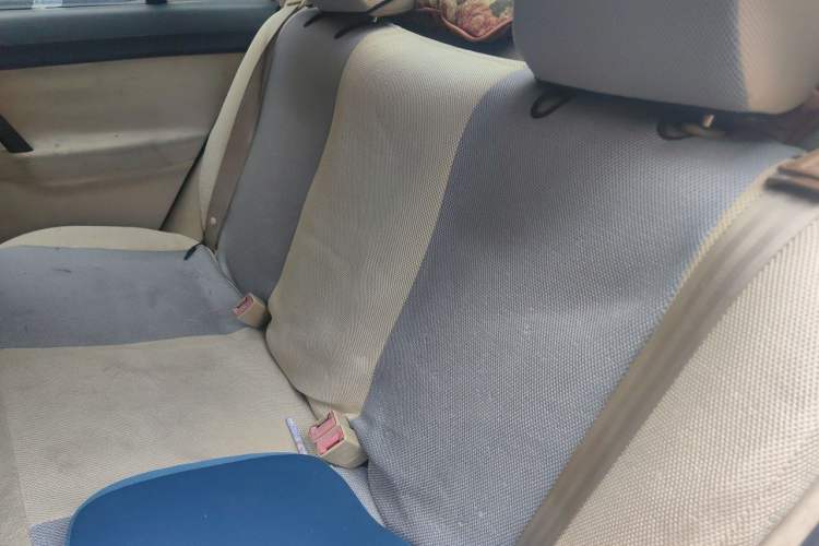 Used Volkswagen Polo 2004 Sedan 1.4L Manual Comfort Model Left Rear Seat