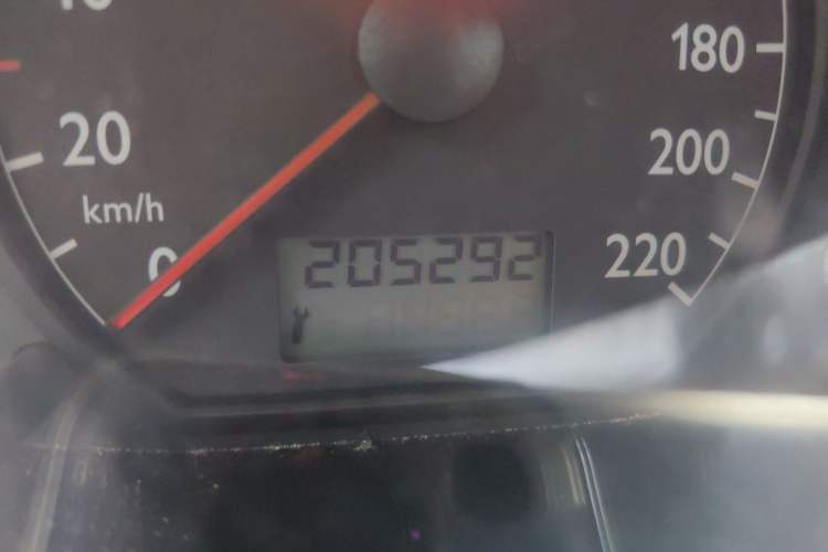 Used Volkswagen Polo 2004 Sedan 1.4L Manual Comfort Model Odometer Close Up