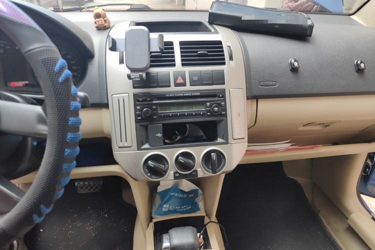 Used Volkswagen Polo 2006 Jingqing 1.4L Automatic Fashion Edition Audio And AC Panel
