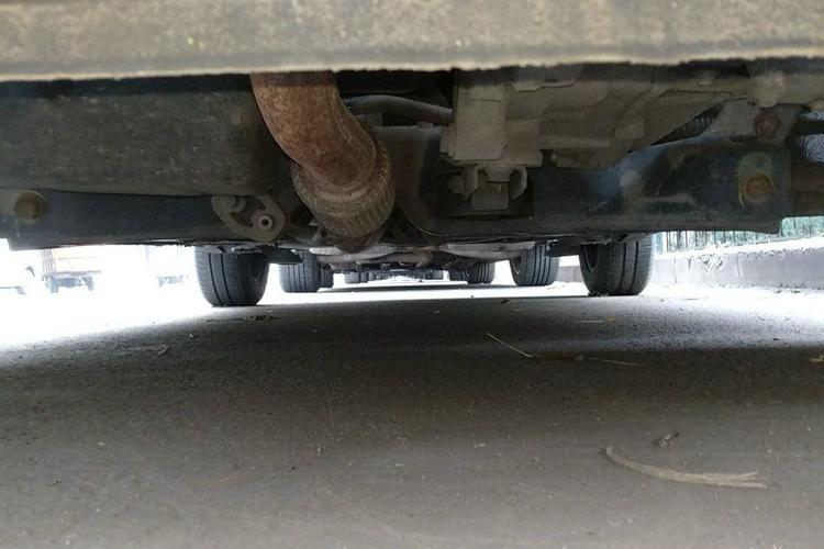 Used Volkswagen Polo 2006 Jingqing 1.4L Manual Fashion Edition Front Bumper Underside