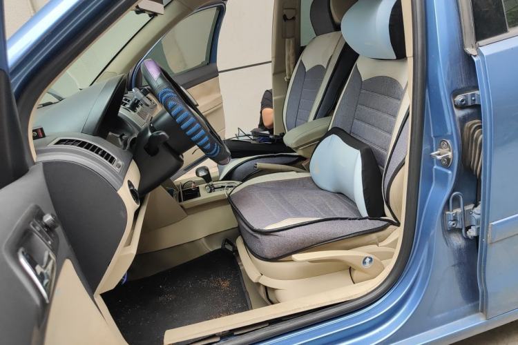 Used Volkswagen Polo 2006 Jingqing 1.4L Automatic Fashion Edition Left Front Seat